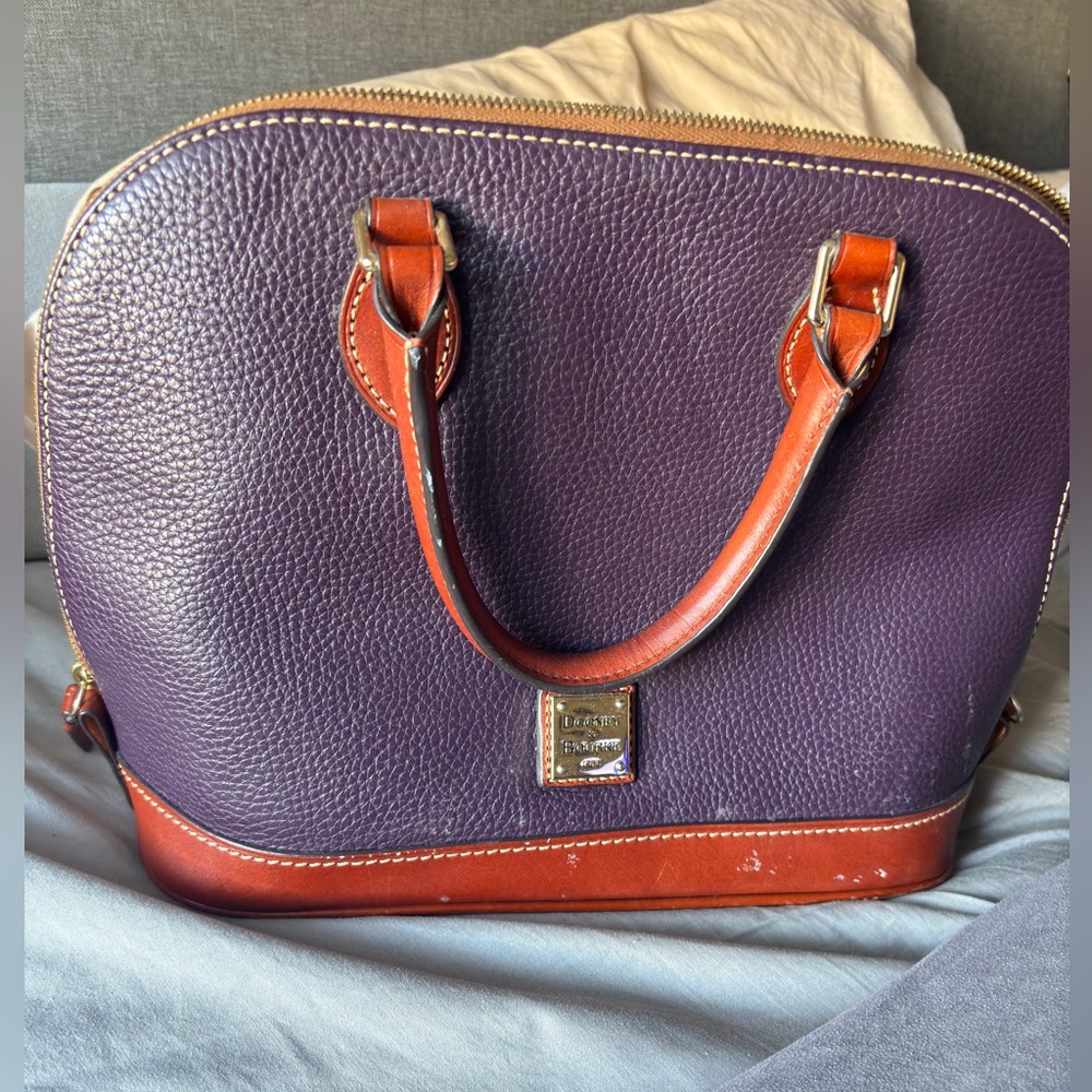 Dooney&Bourke Domed Bag